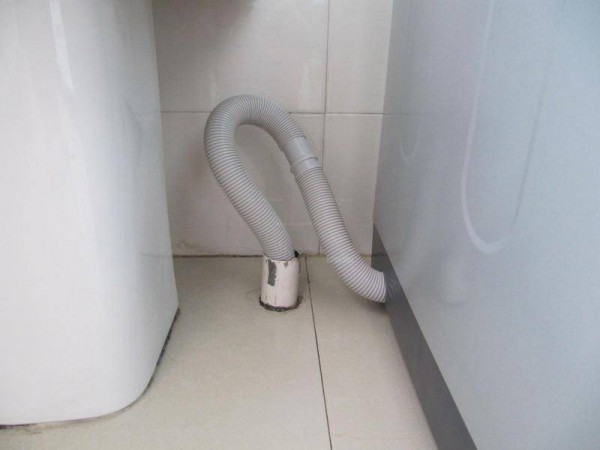 洗衣機(jī)漏水