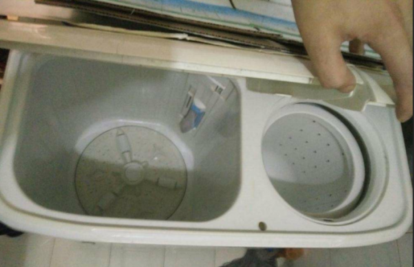洗衣機(jī)脫水時(shí)抖得厲害原因