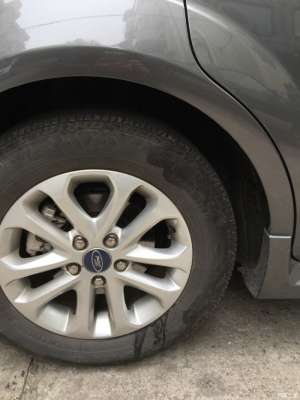 汽車后車輪漏油會是什么原因呢？